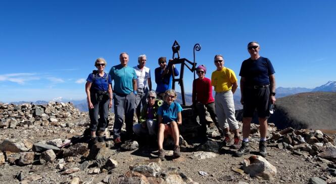 Une bande de jeunes au sommet du Taillefer image article