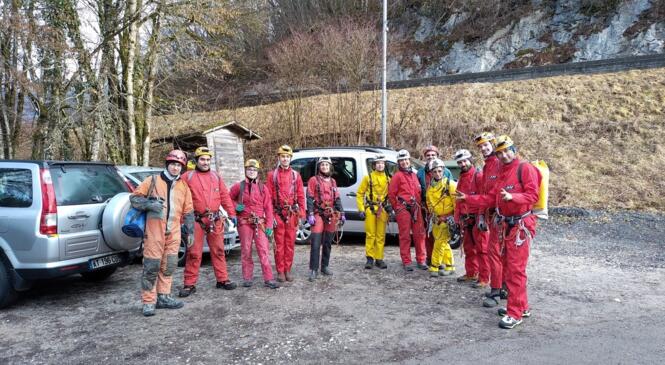 Visite à la grotte de Prérouge avec l'EDSC73 image article