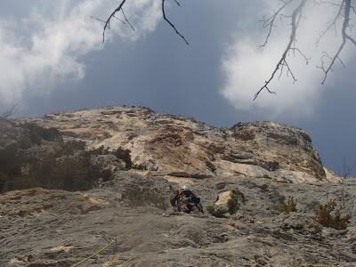 Stage Grandes voies dans la Drôme pour l’école d’escalade image article