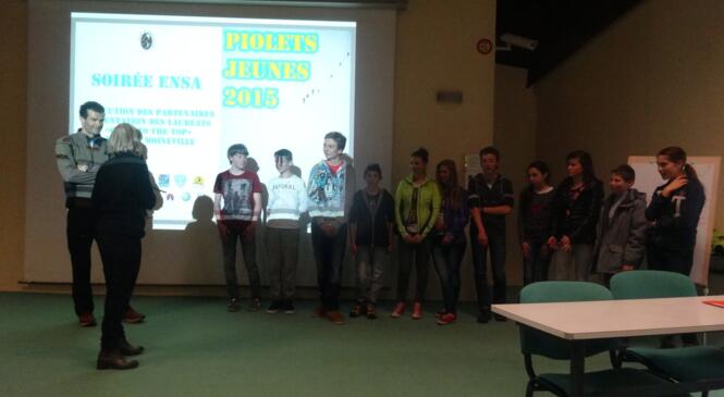 L"Ecole d'Aventure, en partenariat avec le collège Pierre et Marie Curie, de Montmélian lauréat des piolets jeunes 2015 ! image article